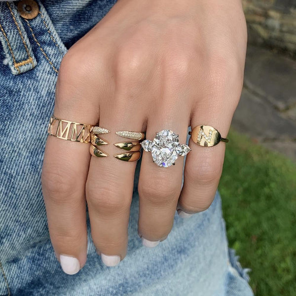Solid Gold signet ring, Monogram ring - Elegant Jewel Box