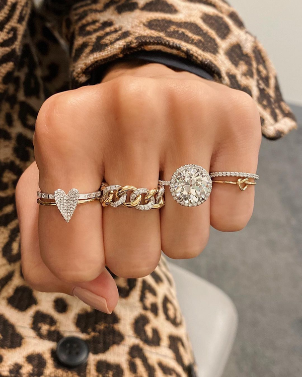 7 Best Halo Engagement Rings for Unrivaled Sparkle