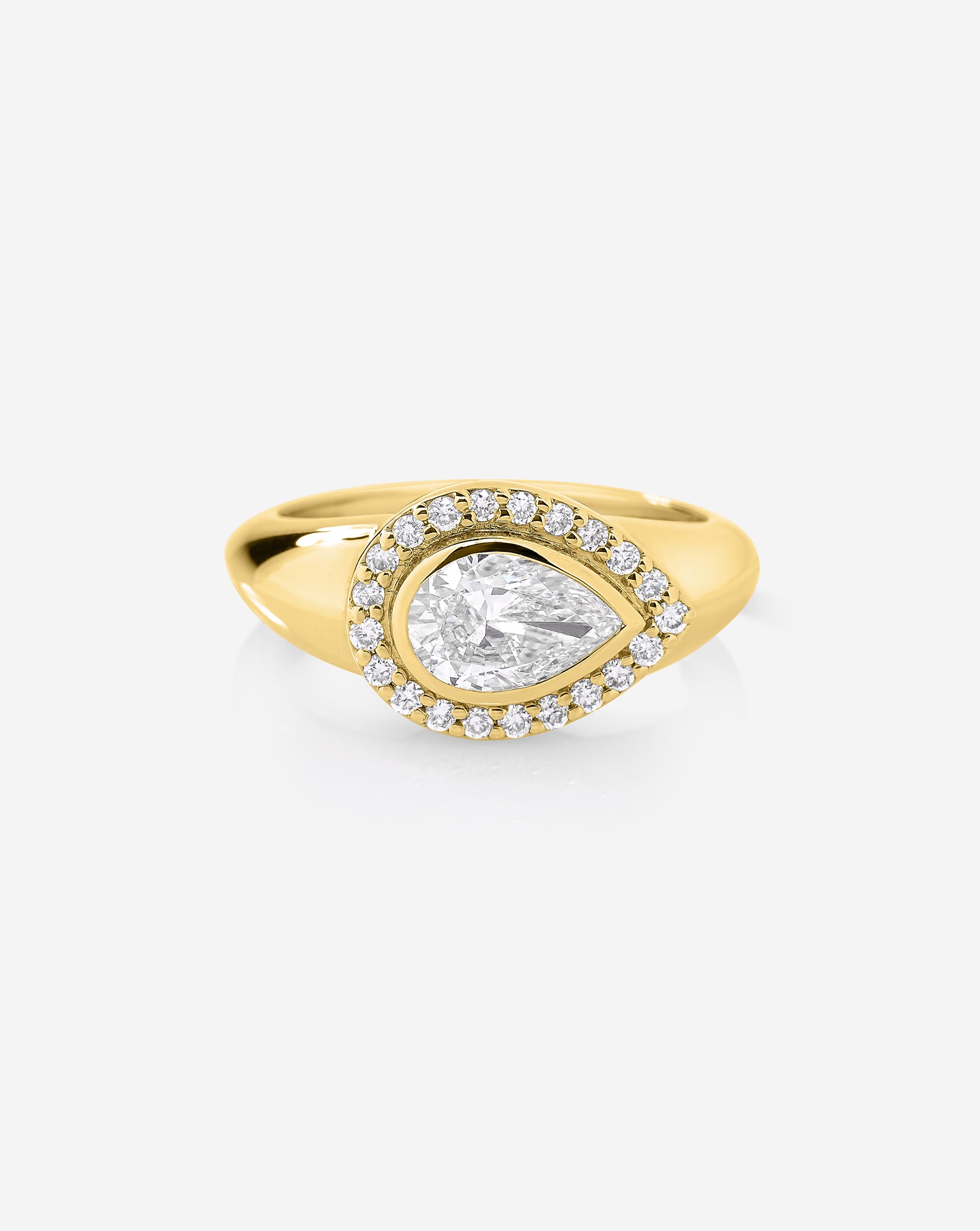 Halo Lab Diamond Signet Ring