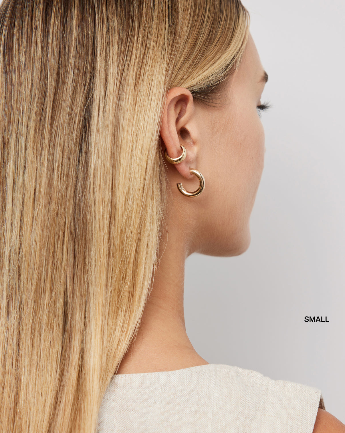 on-model image small hoop global