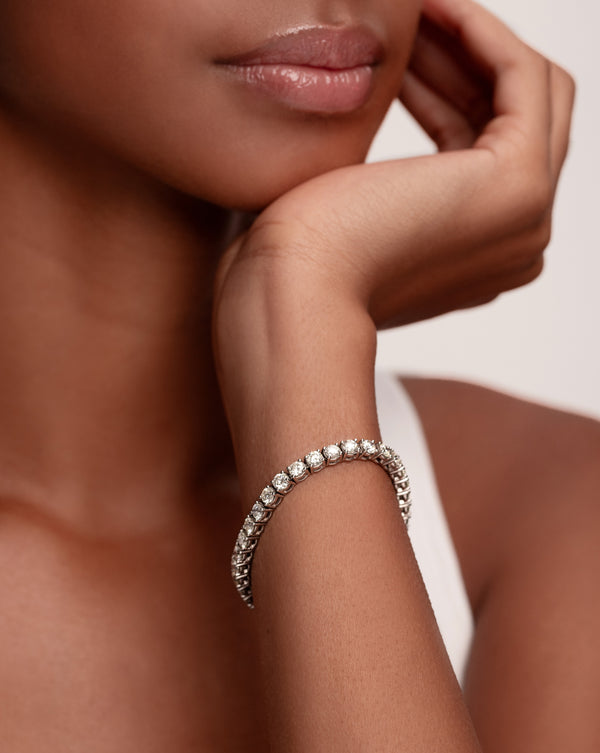 14k white gold classic diamond tennis bracelet on model