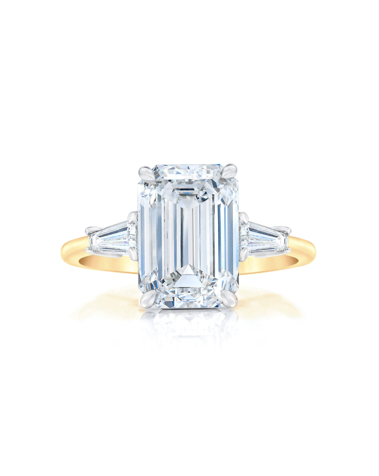 RC_Bespoke_BaguetteSideStones_Emerald_YG_Front 40675212656728