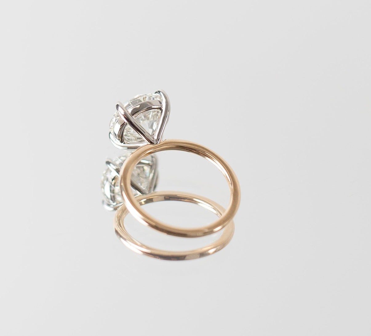 RC Solitaire Cushion YG 40677149933656