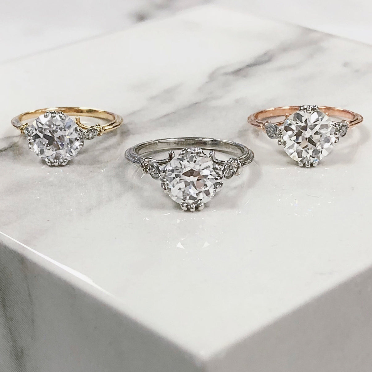 Signature Antique Round PLT 40675277439064