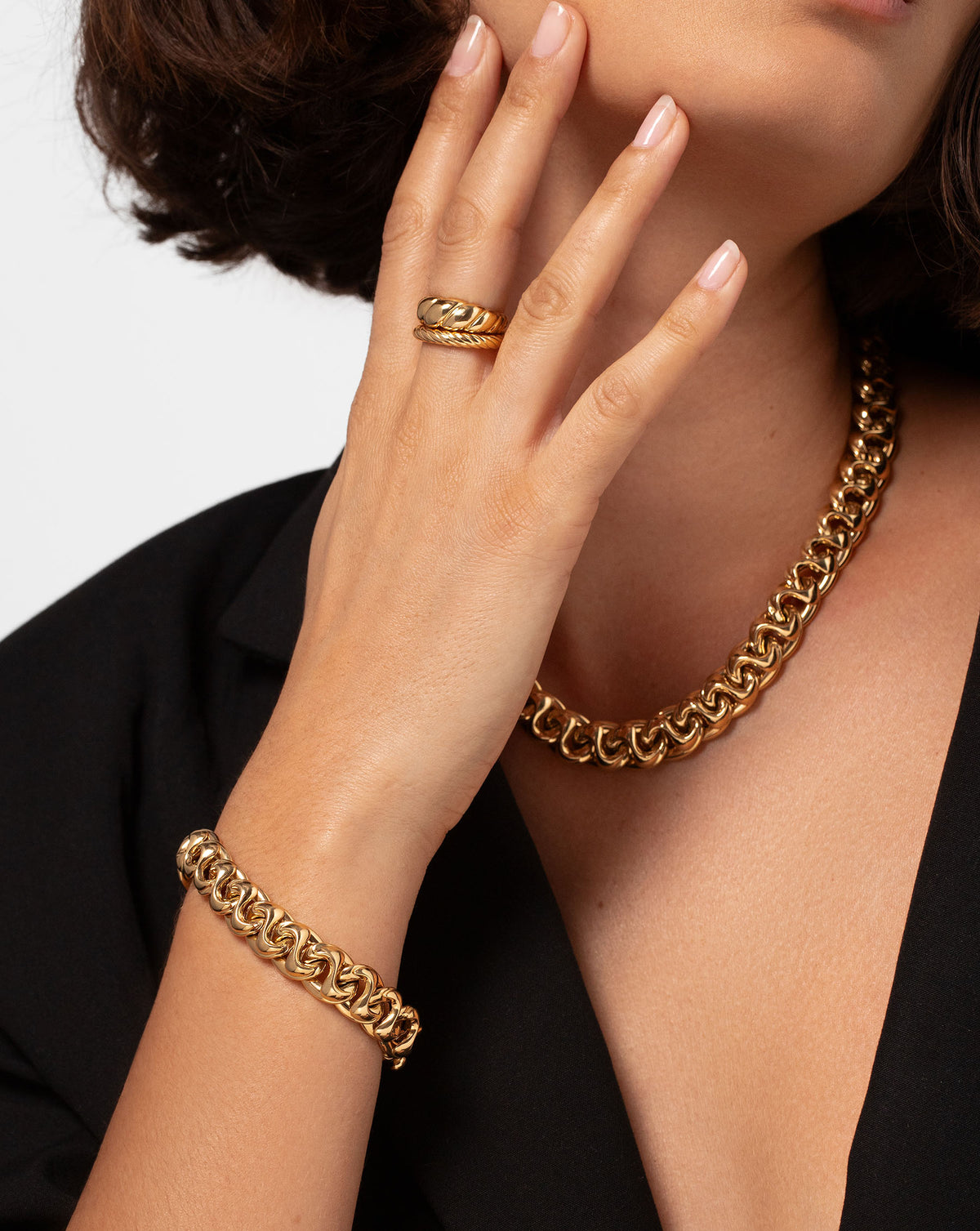 Ring Concierge Bold Gold Curve Chain Bracelet 14k Yellow Gold