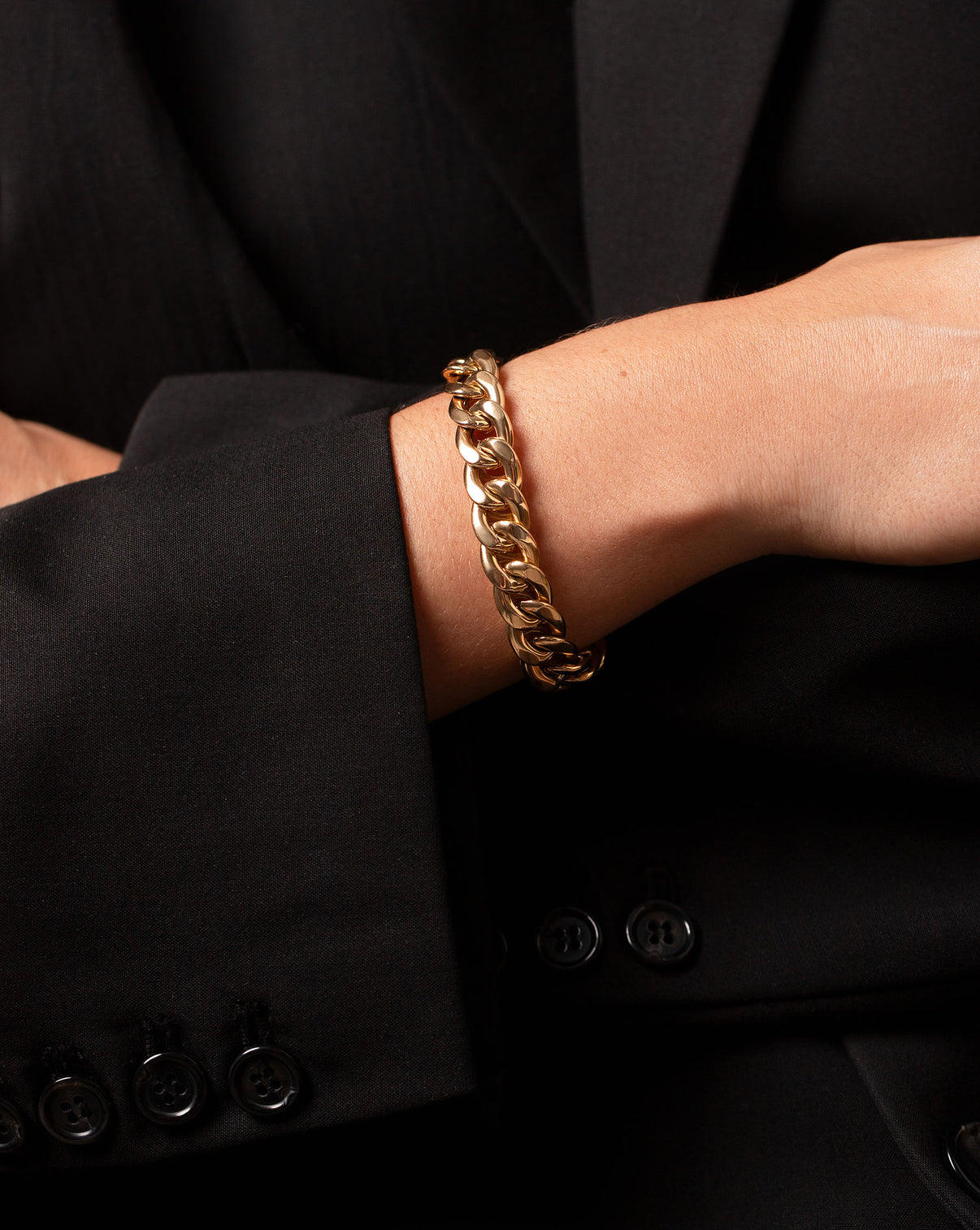 Ring Concierge Bold Gold Curve Chain Bracelet 14k Yellow Gold