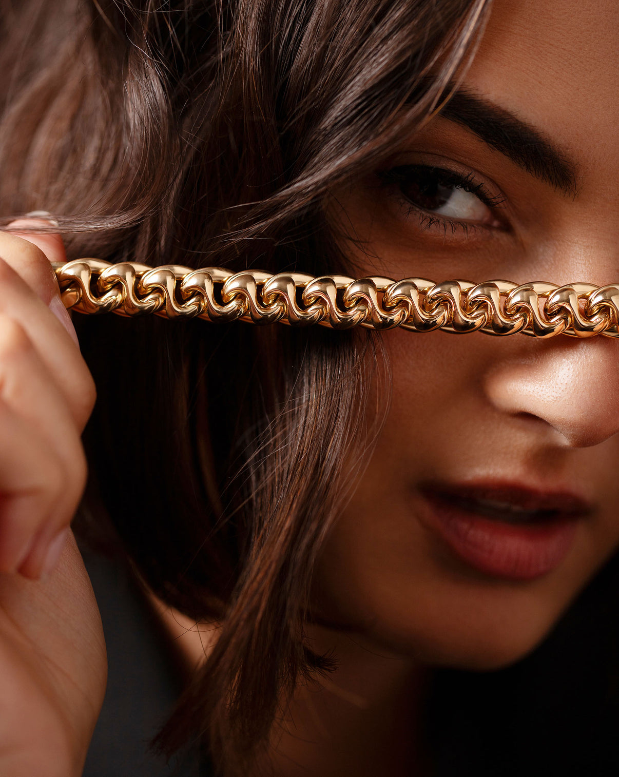 Ring Concierge Bold Gold Curve Chain Bracelet 14k Yellow Gold