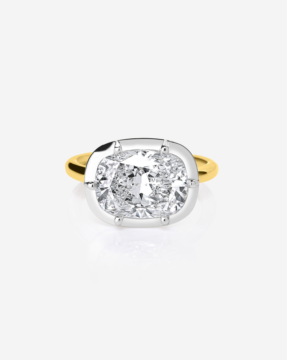 3 Cushion Diamond in Dream Wrap
14K Yellow Gold top view
