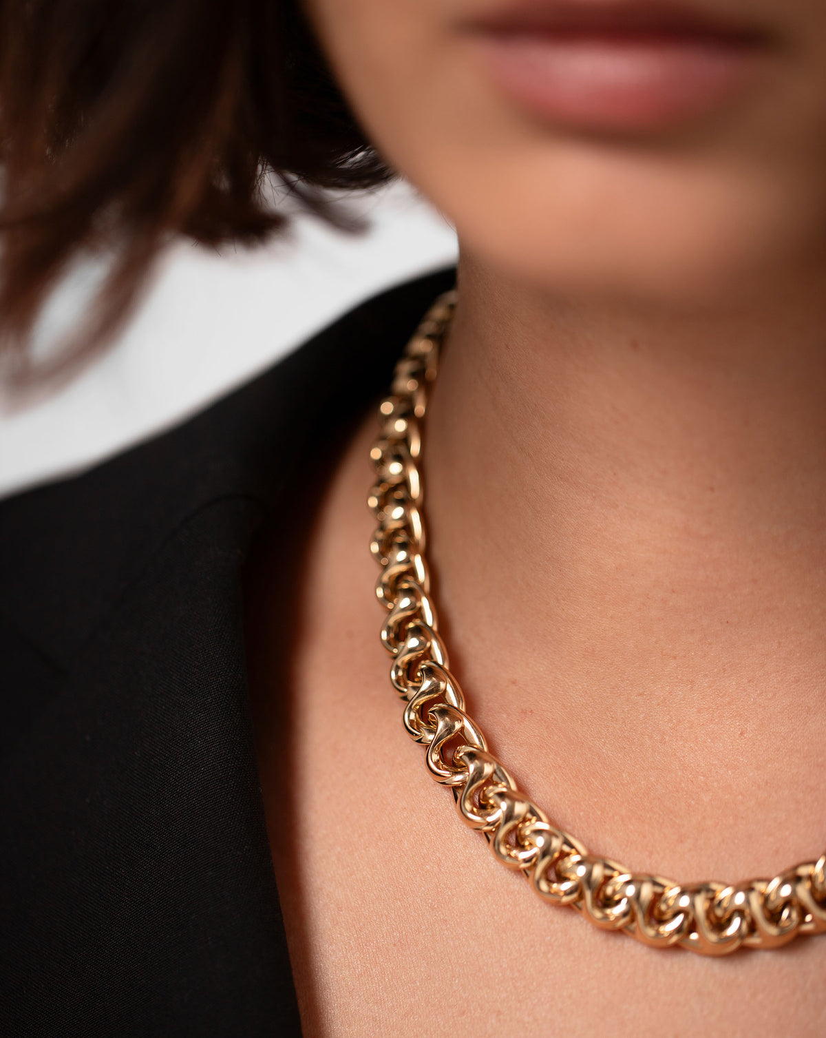 Ring Concierge Bold Gold Curve Chain Necklace 14k Yellow Gold