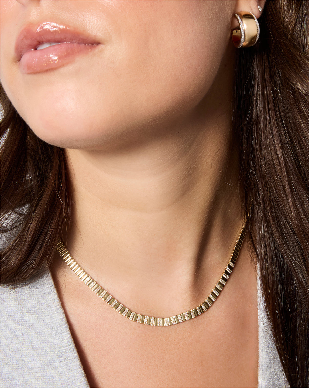 Ribbed style necklace with diamonds on-model
