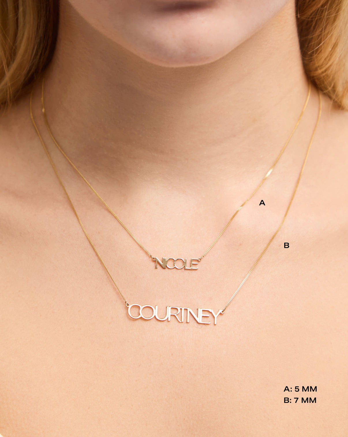 Personalized Block Name Necklace on model comparison showing 5 and 7 mm global