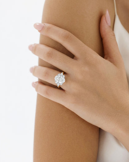 3.08 Oval Lab Diamond in The Ivy