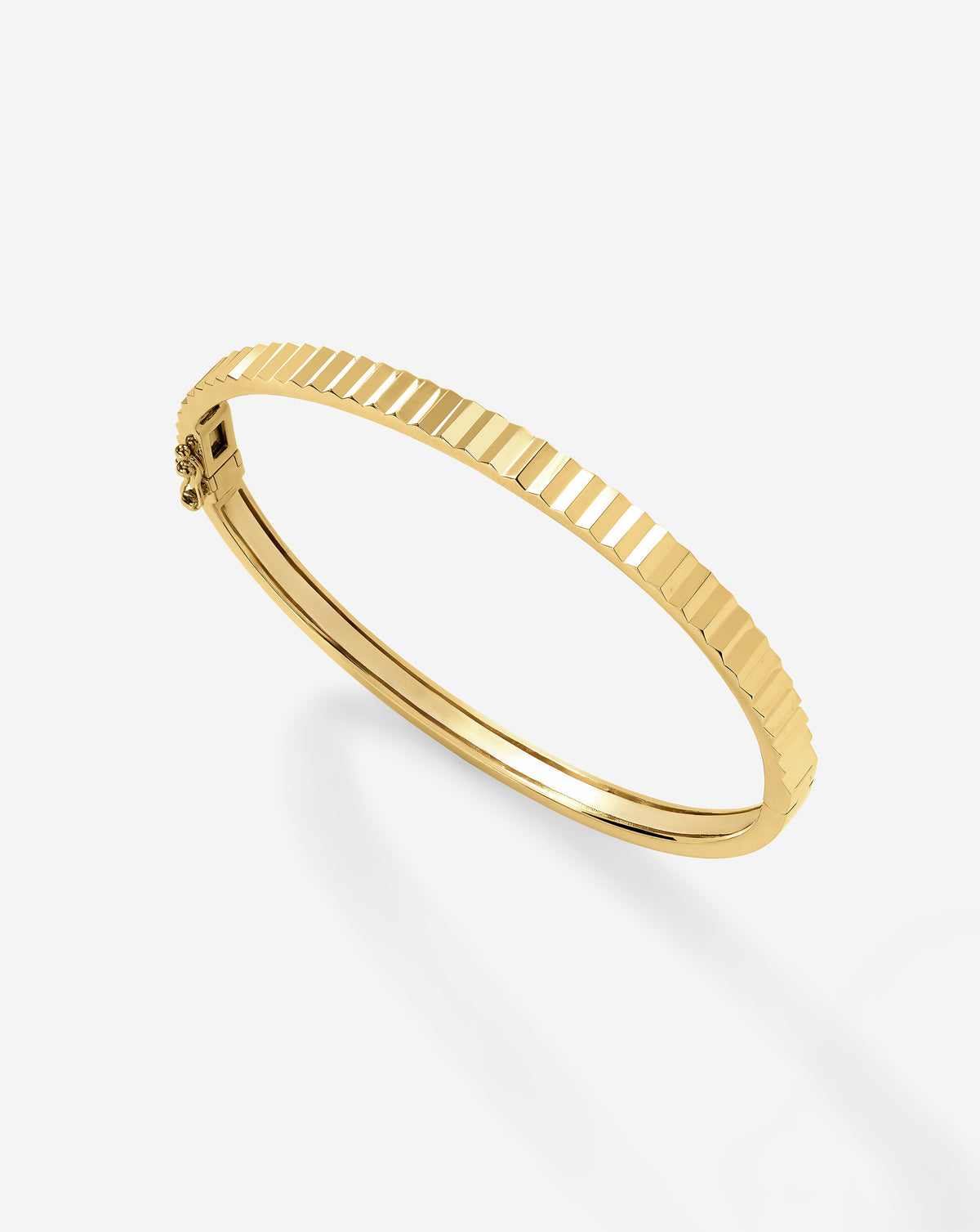 Classic 4mm Fluted Gold Bangle product shot side angle 