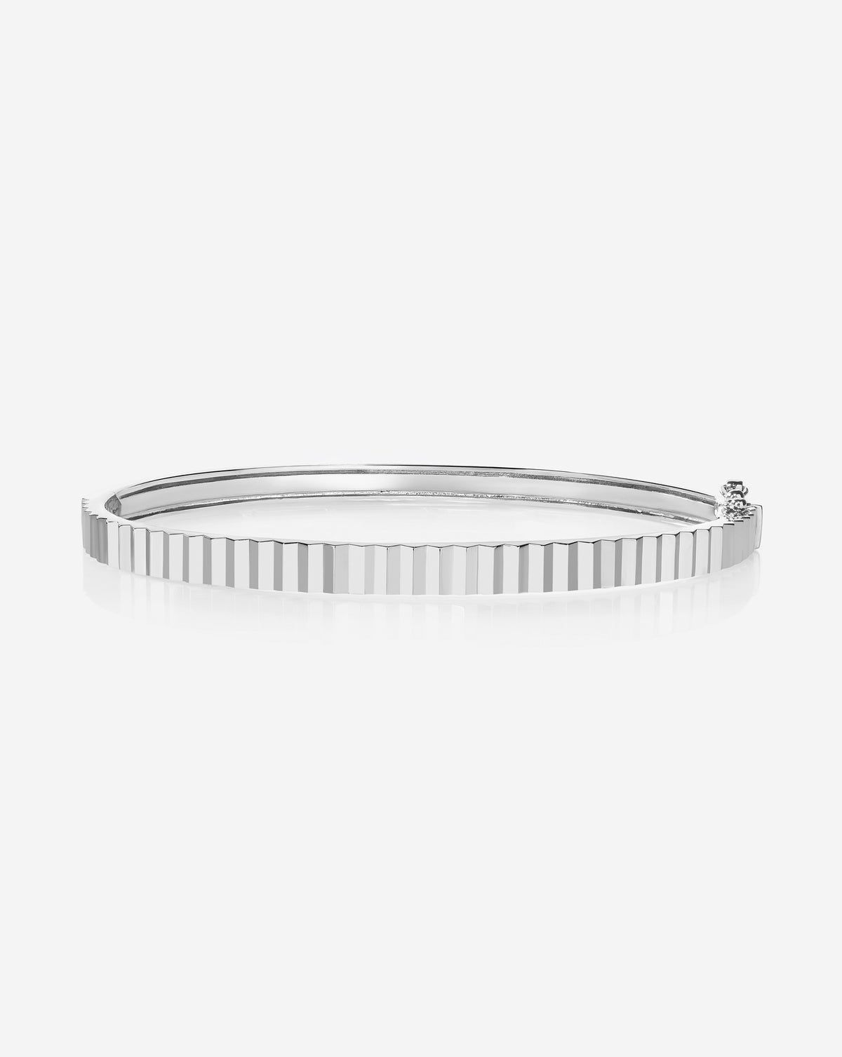 Classic 4mm Fluted White Gold Bangle product shot highlighting the luxurious ridged surface and gold brilliance