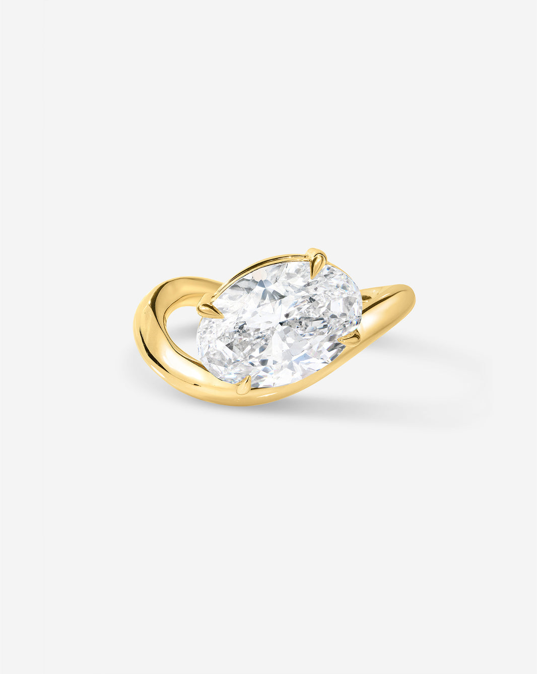 Front view of 3.00 carat Lab Grown Oval Curve Wave in Yellow Gold