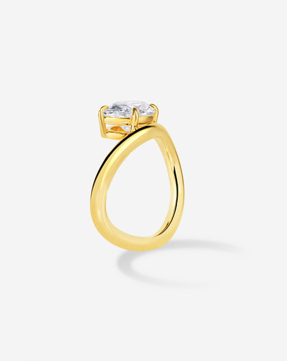 side angle 3 carat Oval Diamond Engagement Ring in Yellow Gold Curve Wave