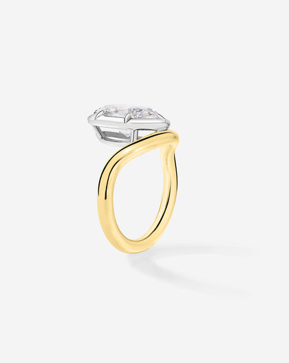 Side view of 3 Lab Grown Oval Curve Nest in Yellow Gold with Platinum Prongs