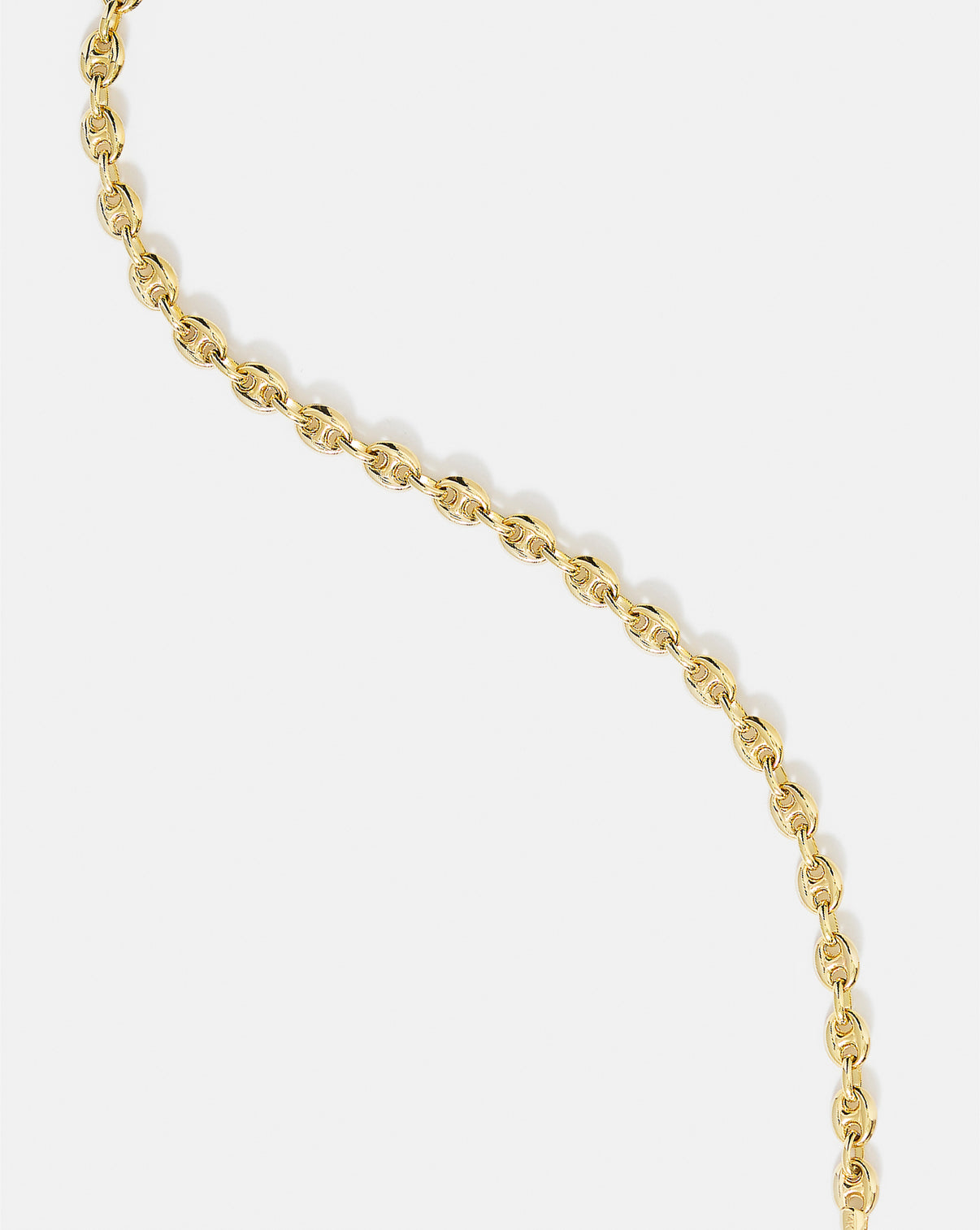 Close-up of Mariner Link Chain Bracelet showing the classic nautical chain pattern 