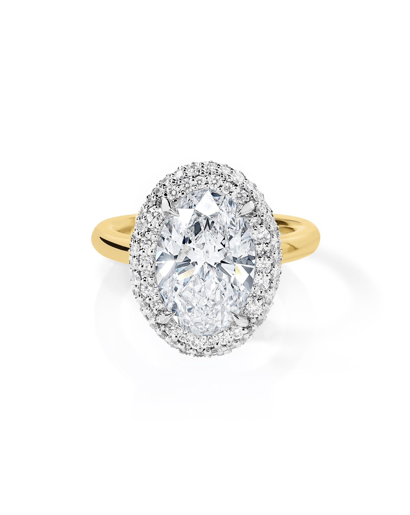 Cloud Bezel with Pavé Halo in Yellow Gold Front View 44181311979608