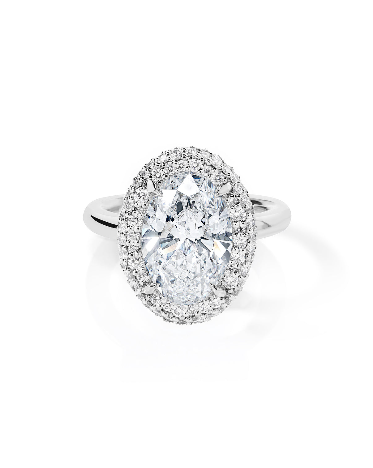 Cloud Bezel with Pavé Halo in Platinum Front View 44181328461912
