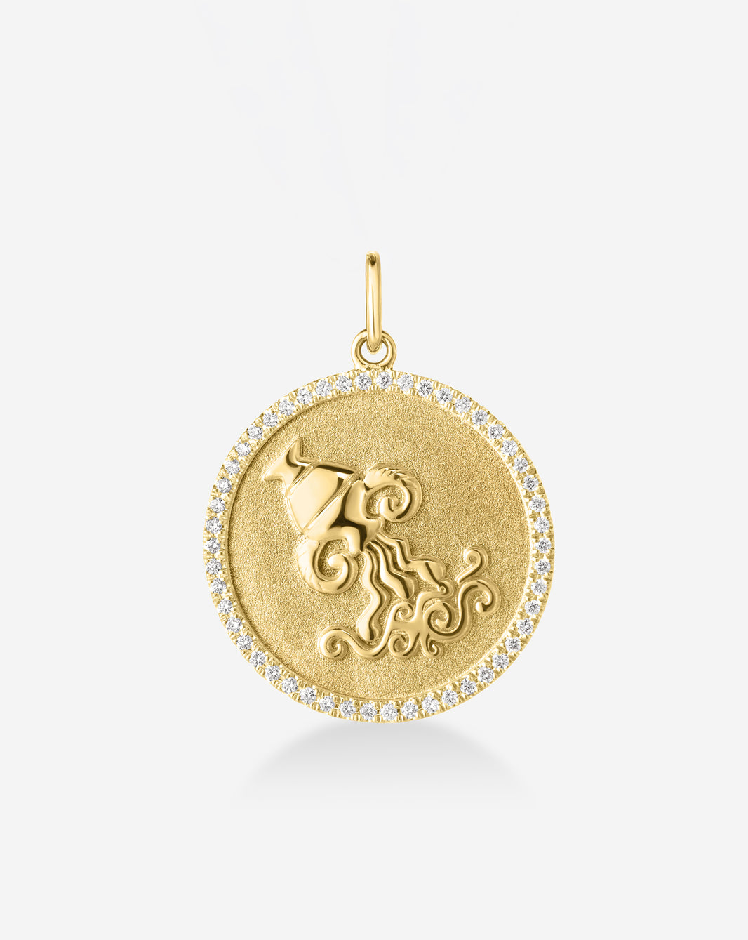 Ring Concierge medallion pendant in 14K Yellow Gold featuring 50 round natural diamonds and the Aquarius Zodiac sign