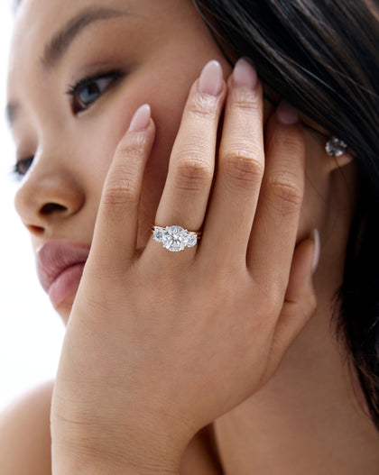 4.02 Round Lab Diamond in Whisper Thin® Embrace