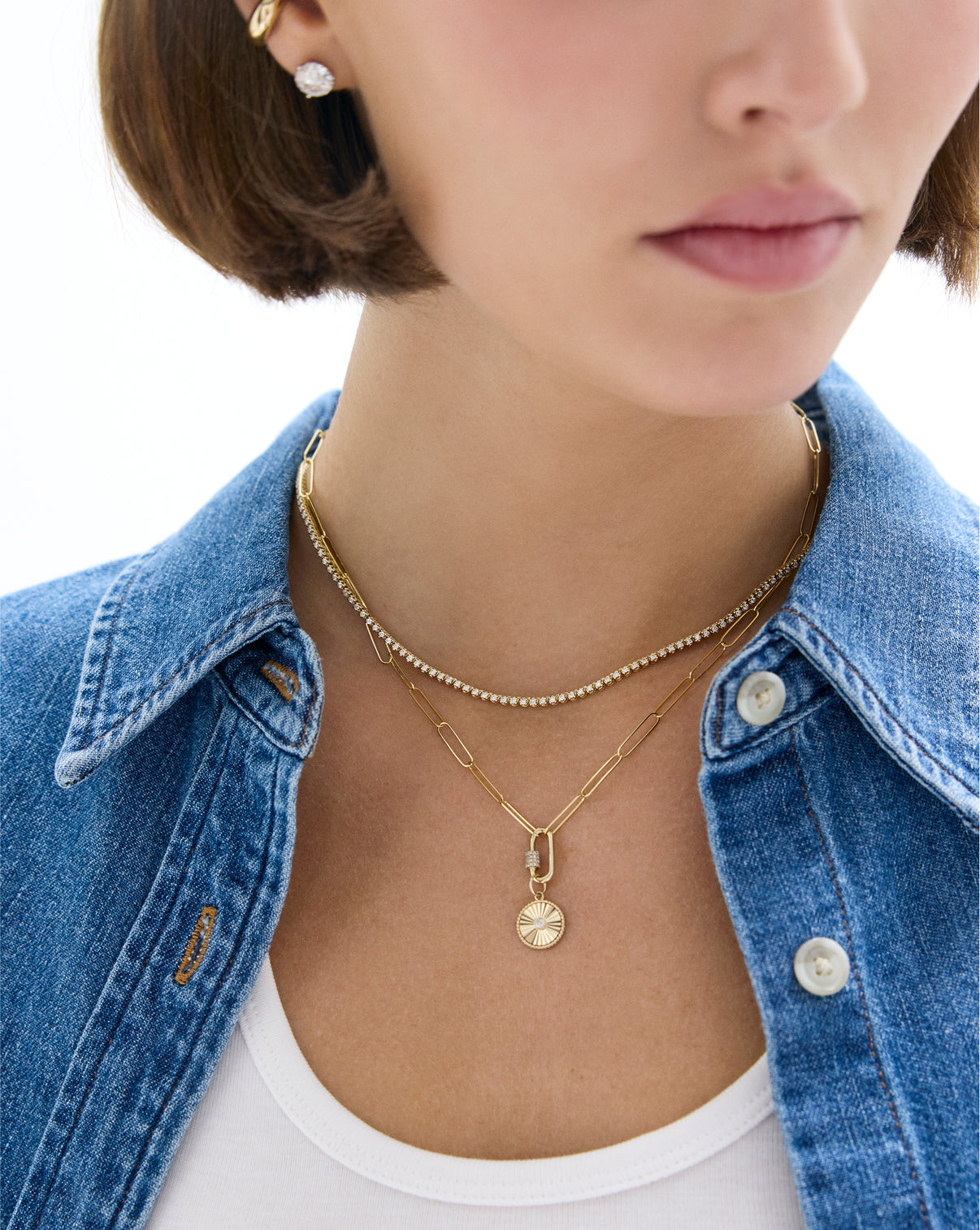 Fluted round pendant lifestyle shot or alternate angle showing pendant dimensions