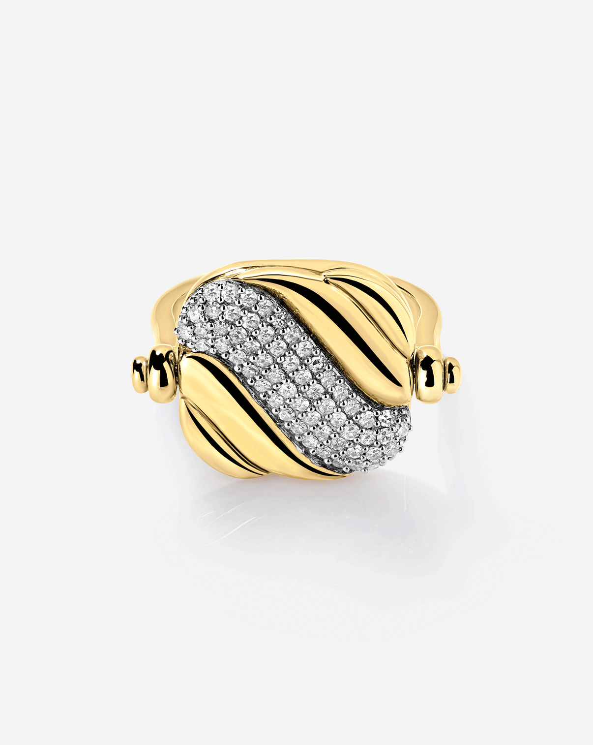 Swivel pearl + pavé ring with 14k solid gold and 57 round natural diamonds.