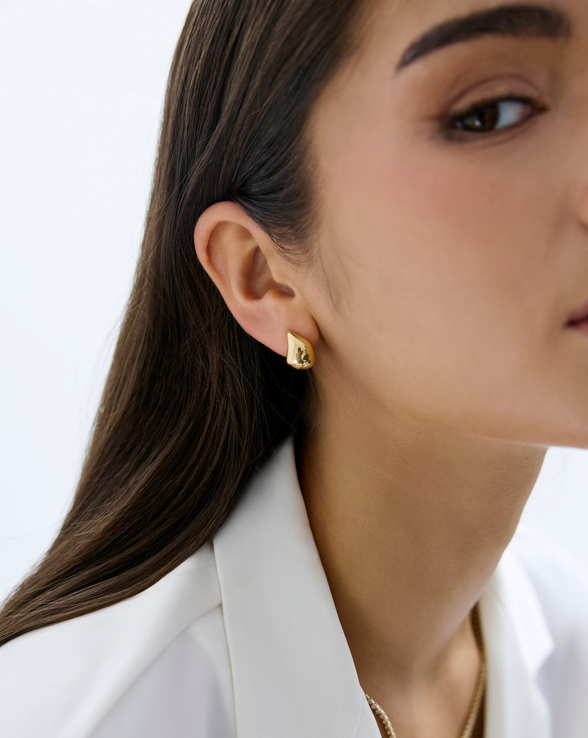 Ring Concierge Gold Drop Earrings - Holiday Collection yellow gold dangle earrings detail view