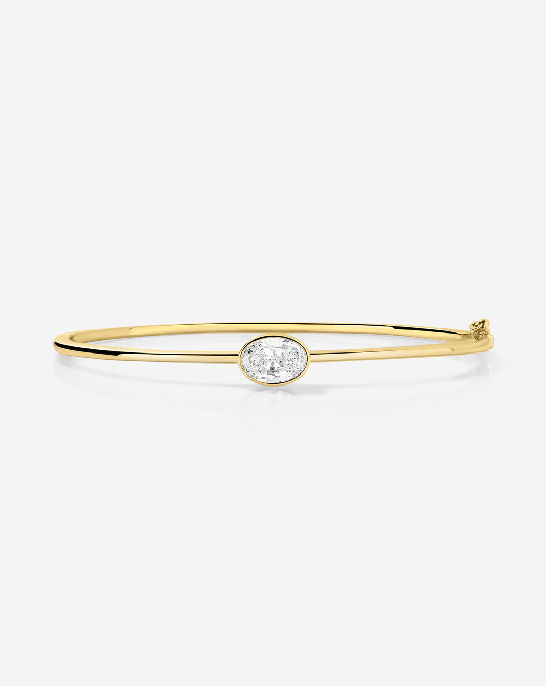 Ring Concierge Oval Bangle from Holiday Collection - 14k gold bracelet with elegant oval design