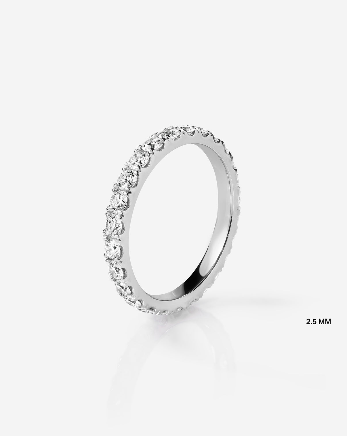 Flat lay of 2.5 mm Perfect Pave Diamond Ring in 14k White Gold / Eternity (full diamond coverage) - standing
Platinum