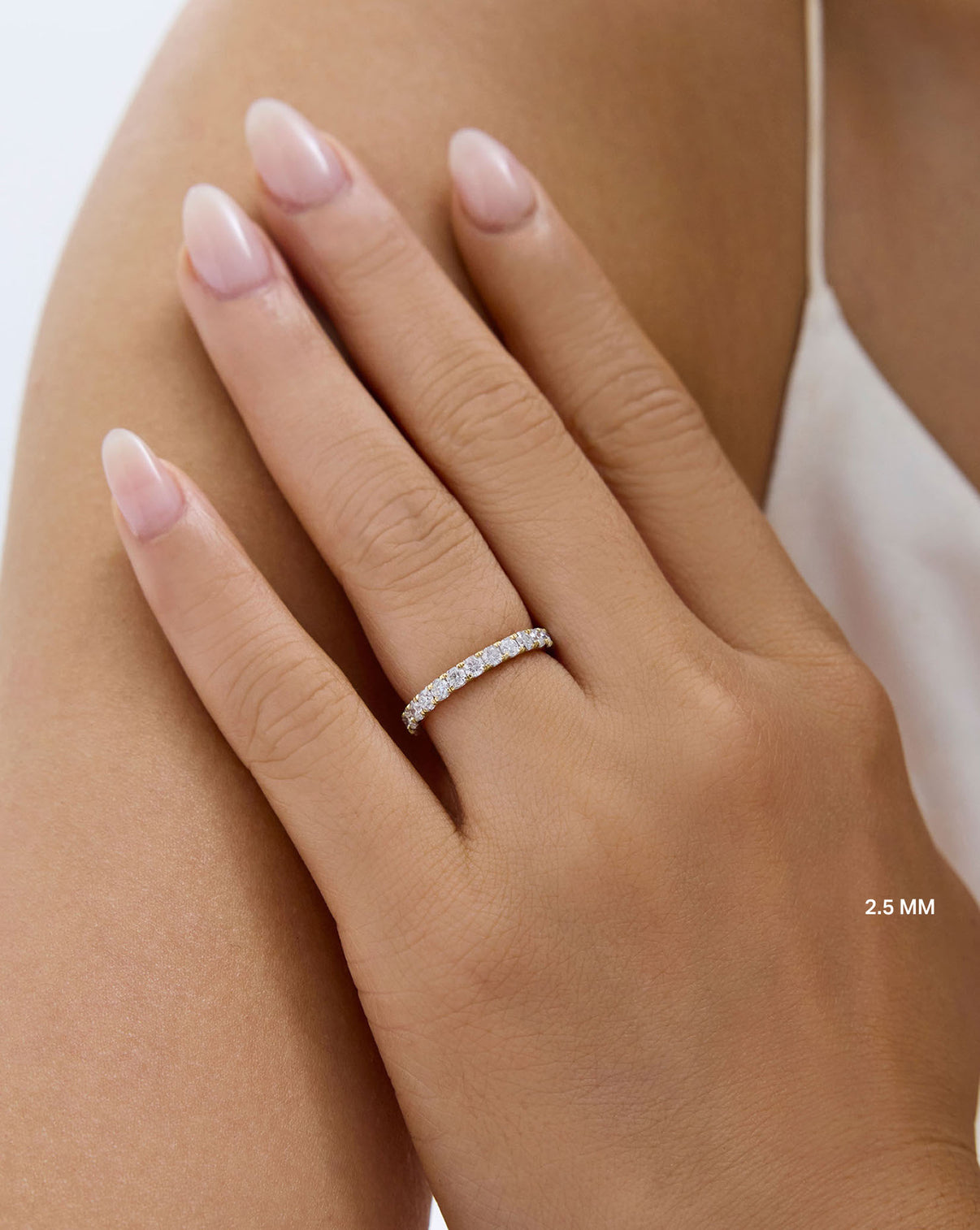 Model wearing 2.5 mm Diamond Ring alone on hand GLOBAL