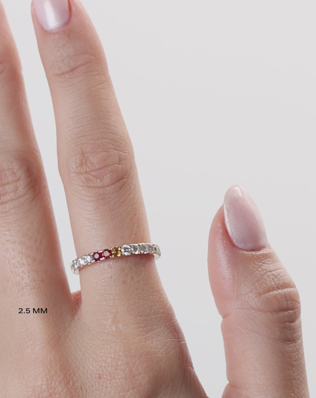 Personalized Perfect Pavé Diamond Rings video GLOBAL