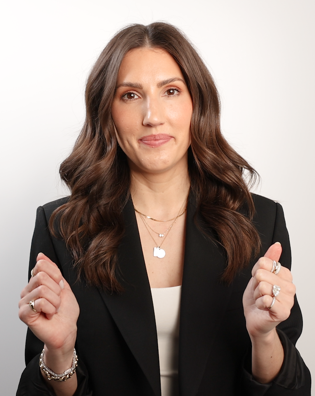 Why we love it video of Zodiac Constellation Necklace