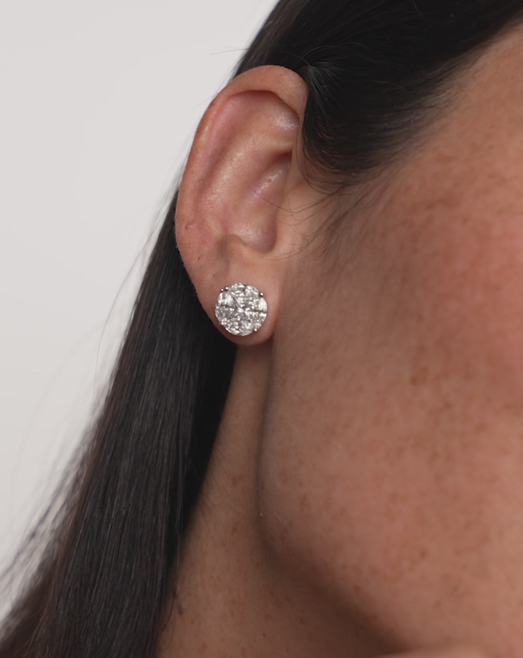 Why we love it video of Round Illusion Diamond Studs
