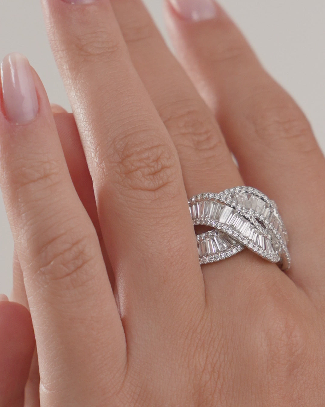 Ring Concierge Baguette Lace Ring 14k White Gold - on-model video with detail shot