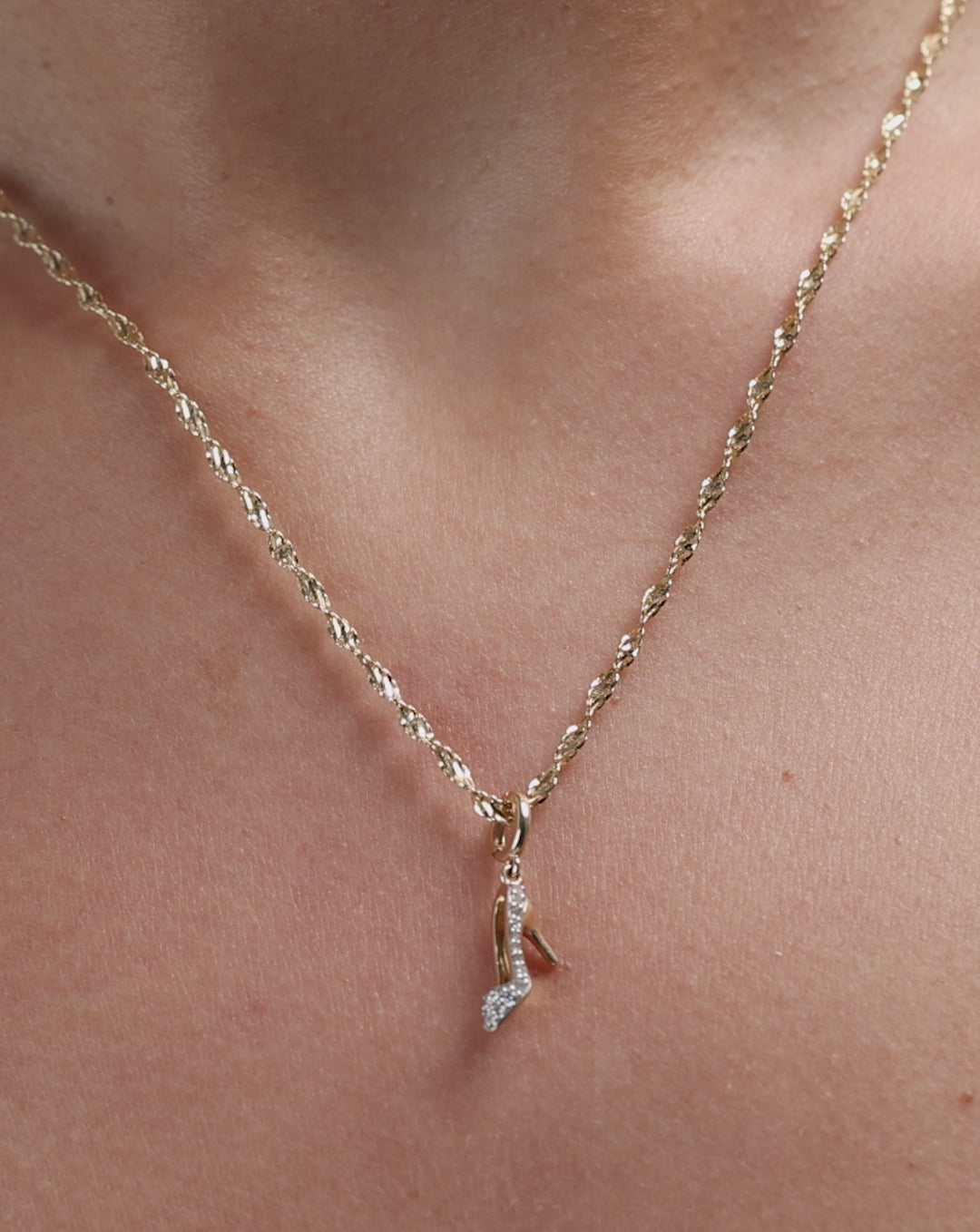 On-model video of stiletto charm