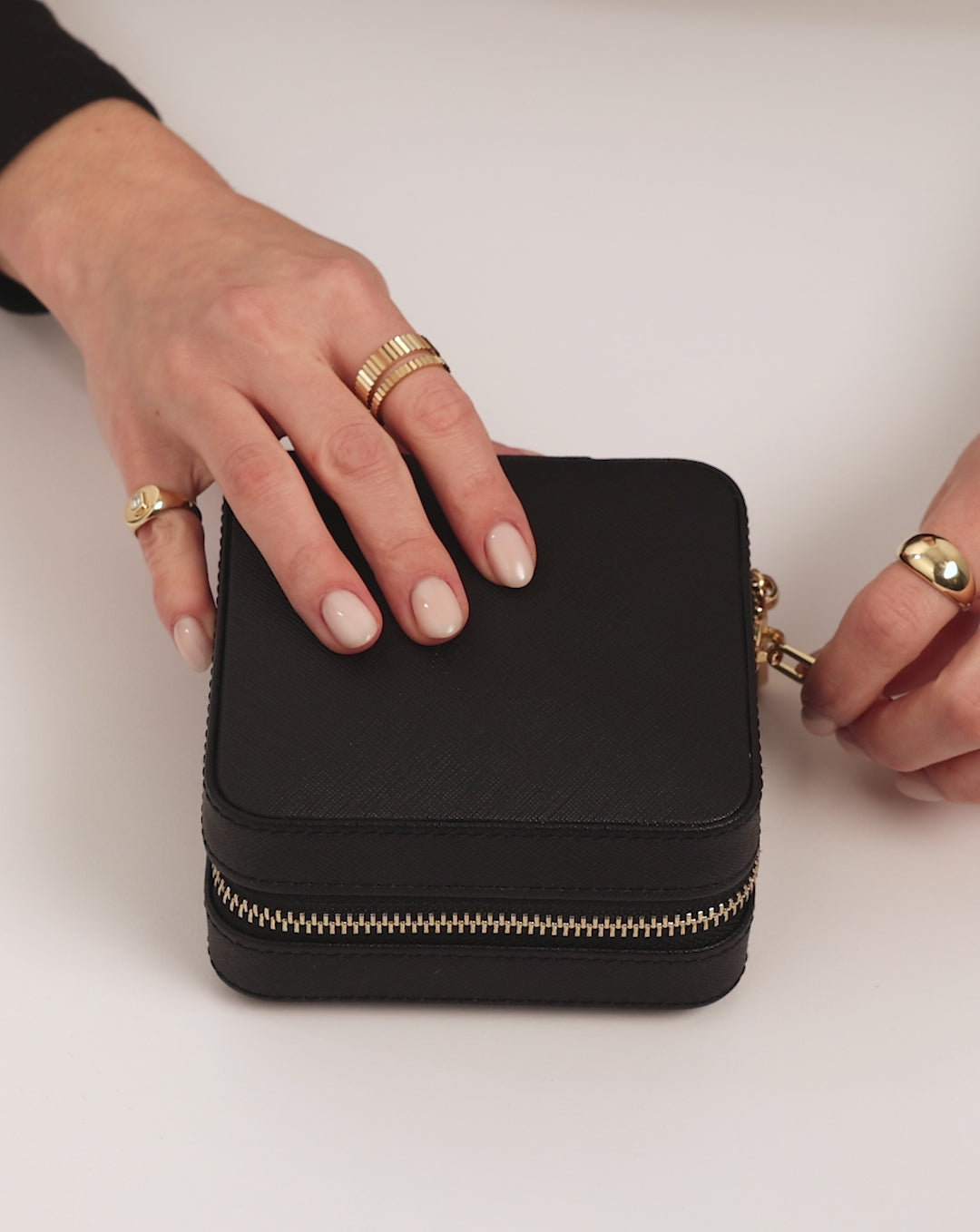 Video of Mini Leather Jewelry Case