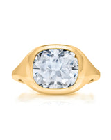 Bridal Engagement Rings Cushion / Yellow Gold Oculus