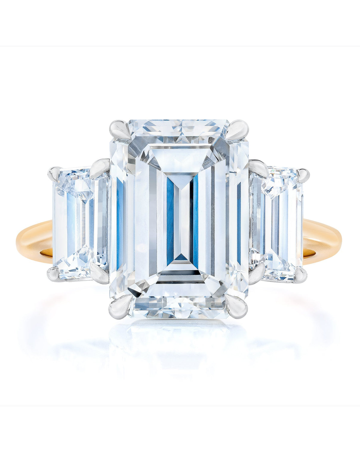 Bridal Engagement Rings Emerald / Trapezoids / Yellow Gold Side-Stone Engagement Ring