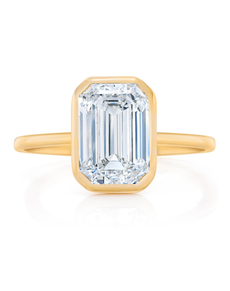 Bridal Engagement Rings Emerald / Yellow Gold Bezel Engagement Ring